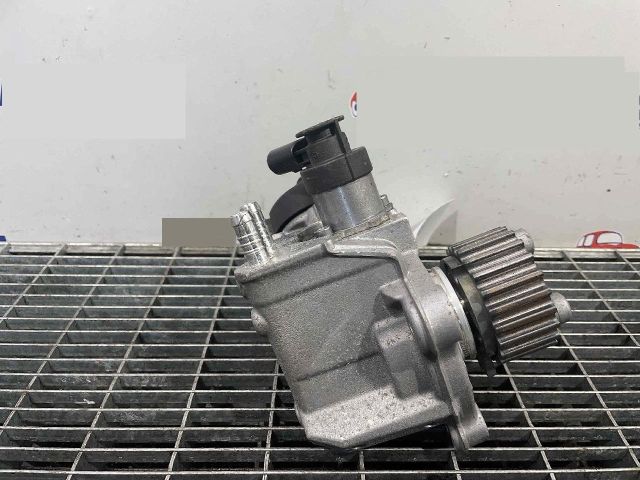 bontott AUDI Q5 Nagynyomású Szivattyú