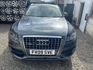 bontott AUDI Q5 Nívópálca