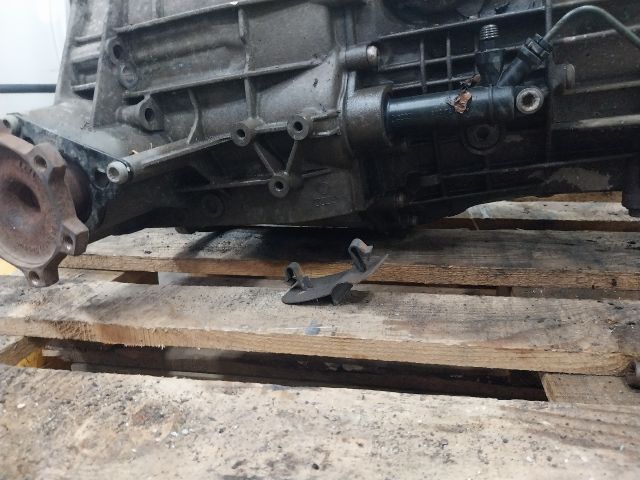 bontott AUDI Q5 Váltó (Mechanikus)