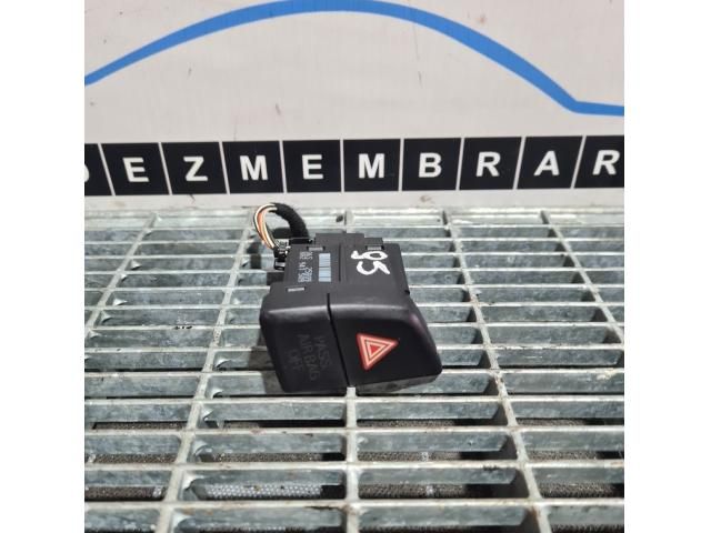 bontott AUDI Q5 Vészvillogó Kapcsoló