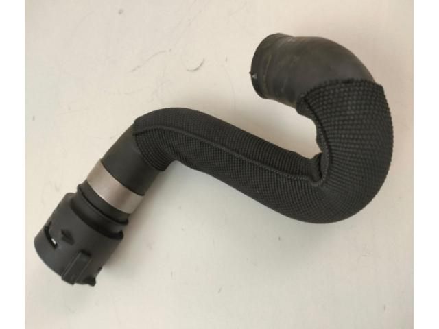 bontott AUDI Q5 Vízcső