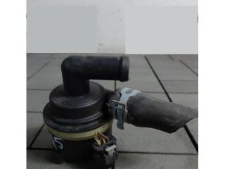 bontott AUDI Q5 Vízpumpa