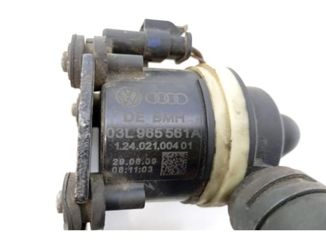 bontott AUDI Q5 Vízpumpa