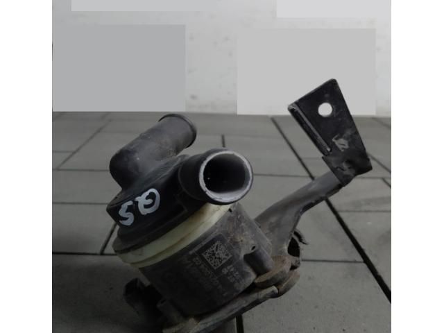bontott AUDI Q5 Vízpumpa