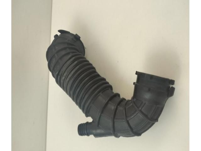 bontott AUDI Q5 Szívó Cső