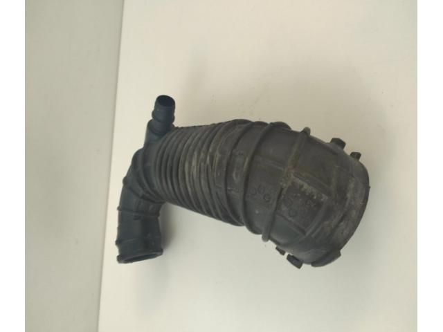 bontott AUDI Q5 Szívó Cső