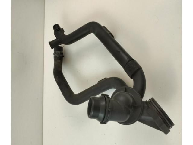 bontott AUDI Q5 Termosztátház