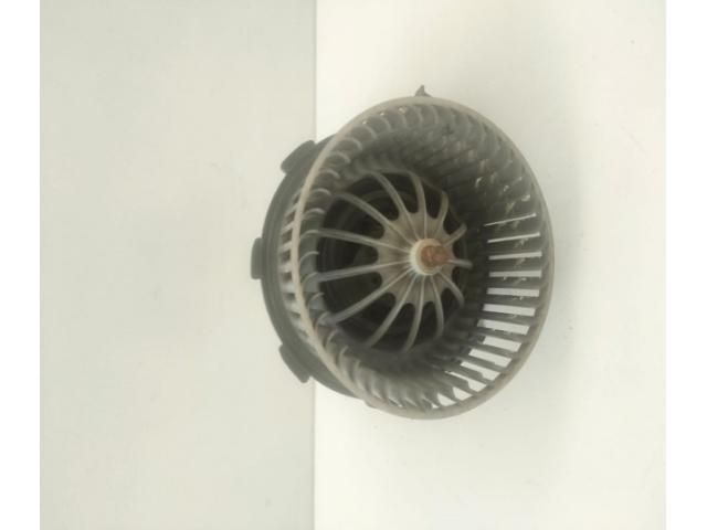 bontott AUDI Q5 Klímahűtő Ventilátor