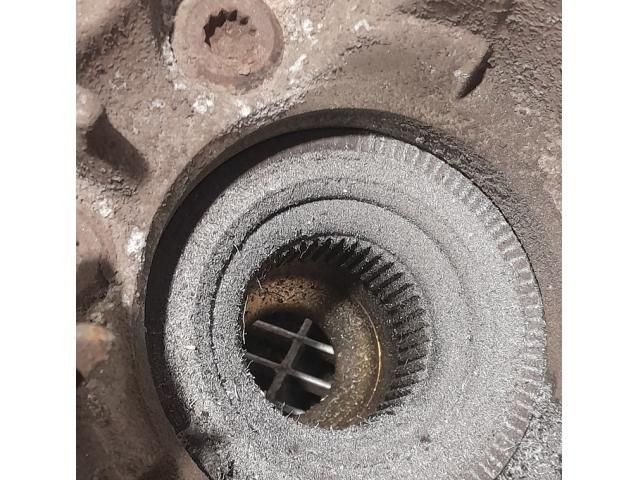 bontott AUDI Q5 Bal hátsó Csonkállvány