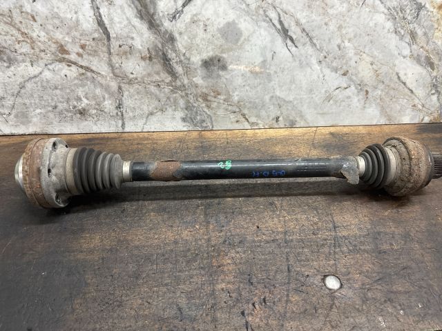 bontott AUDI Q5 Bal hátsó Féltengely