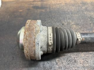 bontott AUDI Q5 Bal hátsó Féltengely