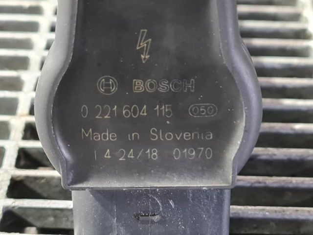 bontott AUDI Q5 Gyújtótrafó