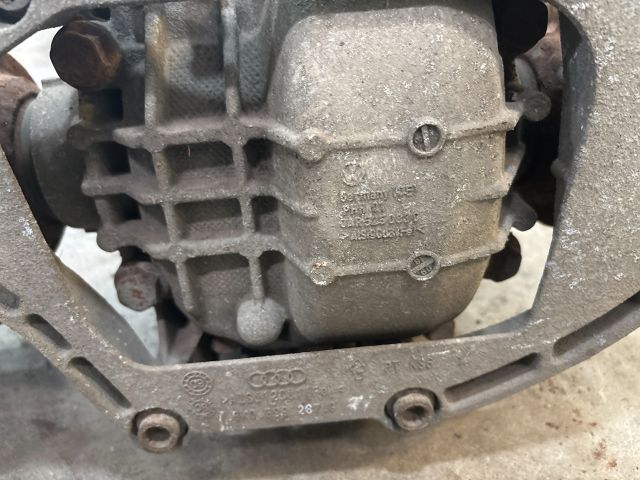 bontott AUDI Q5 Hátsó Differenciálmű