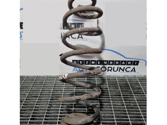 bontott AUDI Q5 Hátsó Rugó