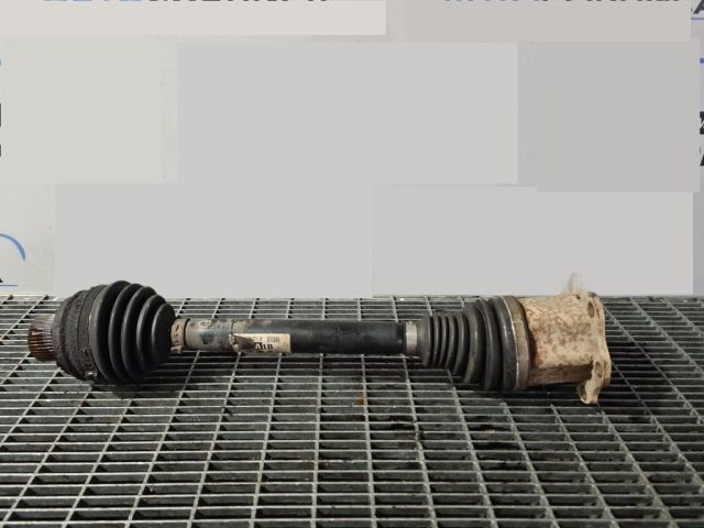 bontott AUDI Q5 Jobb Féltengely