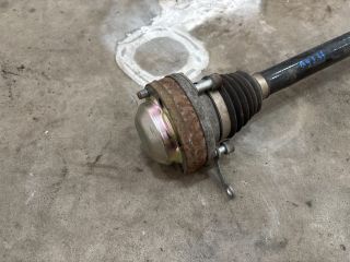 bontott AUDI Q5 Jobb hátsó Féltengely