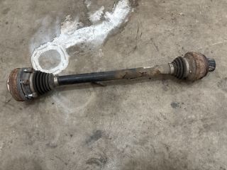 bontott AUDI Q5 Jobb hátsó Féltengely