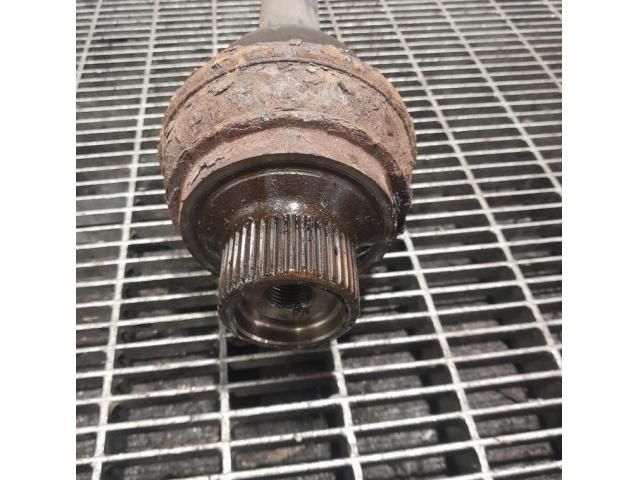 bontott AUDI Q5 Jobb hátsó Féltengely