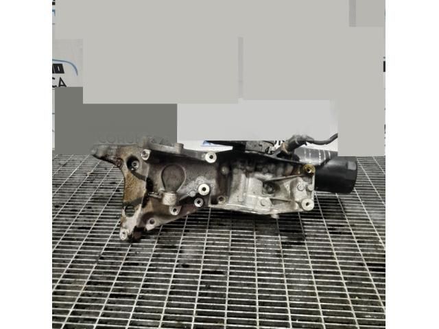 bontott AUDI Q5 Olajszűrő Ház