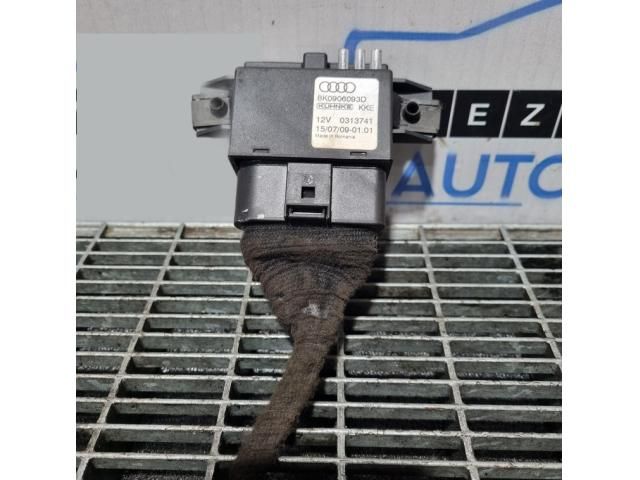 bontott AUDI Q5 Üzemanyag Szivattyú Relé