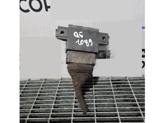 bontott AUDI Q5 Üzemanyag Szivattyú Relé