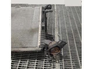 bontott AUDI Q5 Vízhűtő Radiátor (Klímás)