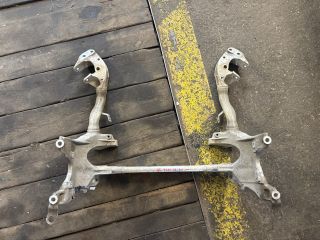 bontott AUDI Q5 Első Bölcső