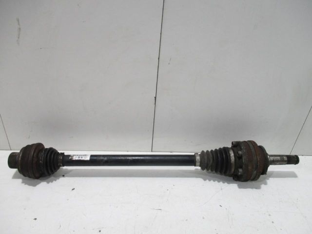 bontott AUDI Q5 Jobb hátsó Féltengely