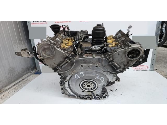 bontott AUDI Q5 Motor (Fűzött blokk hengerfejjel)