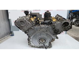 bontott AUDI Q5 Motor (Fűzött blokk hengerfejjel)