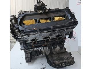 bontott AUDI Q5 Motor (Fűzött blokk hengerfejjel)