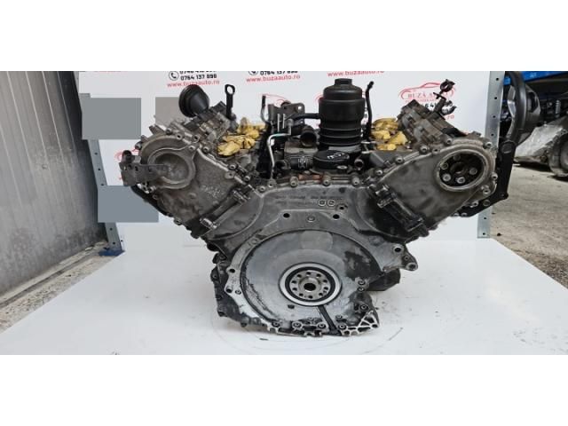 bontott AUDI Q5 Motor (Fűzött blokk hengerfejjel)