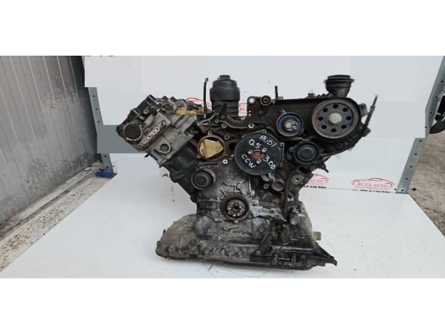 bontott AUDI Q5 Motor (Fűzött blokk hengerfejjel)