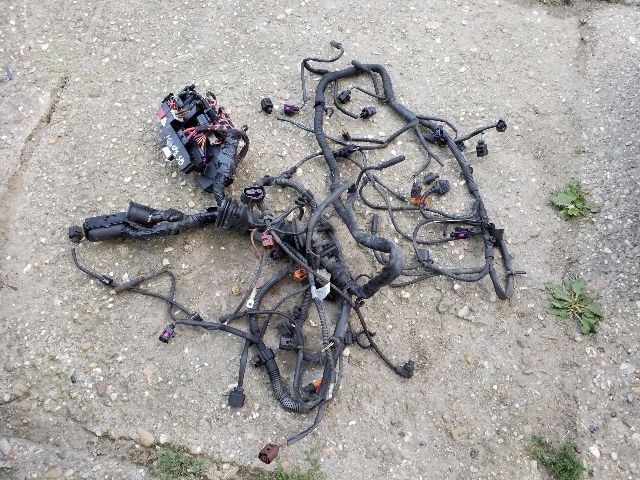 bontott AUDI Q5 Motor Kábelköteg