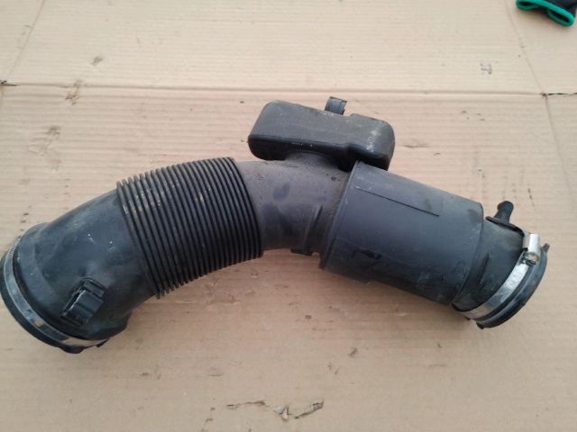 bontott AUDI Q5 Szívó Cső