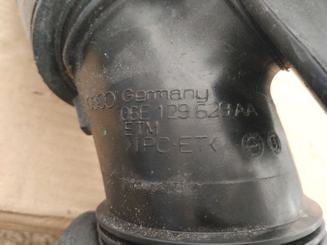 bontott AUDI Q5 Szívó Cső