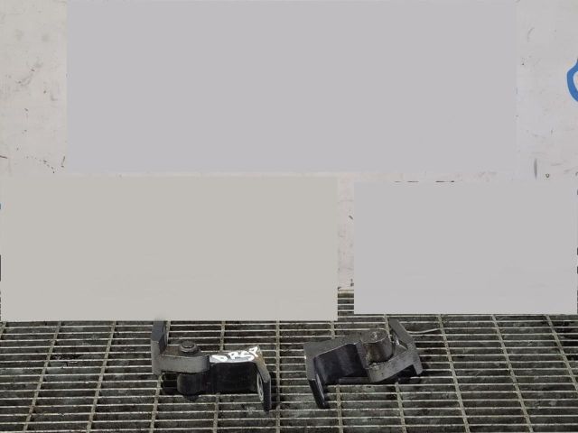 bontott AUDI Q5 Ajtó Zsanér (Pozíciófüggetlen)