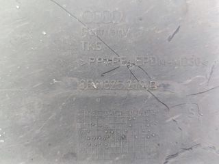 bontott AUDI Q5 Alsó Motorburkolat