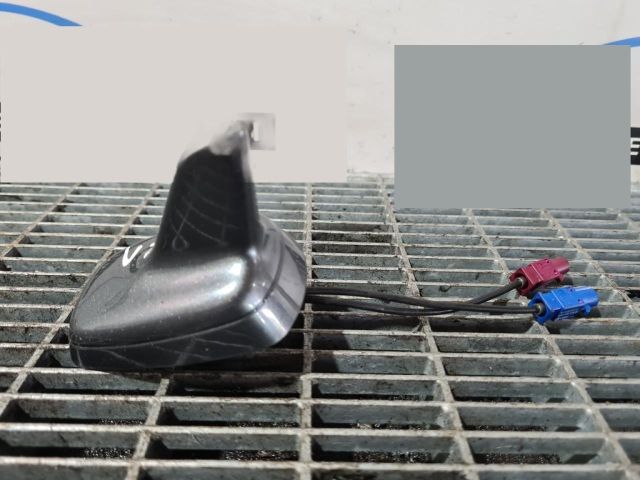 bontott AUDI Q5 Antenna