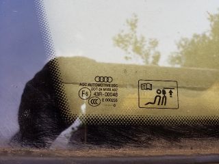 bontott AUDI Q5 Bal C Oszlop Oldalablak Üveg