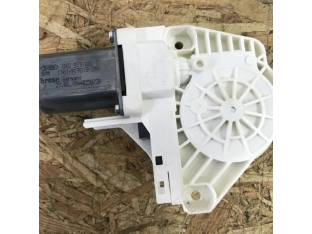 bontott AUDI Q5 Bal első Ablakemelő Motor