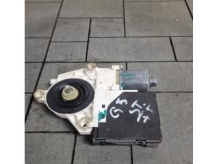 bontott AUDI Q5 Bal első Ablakemelő Motor