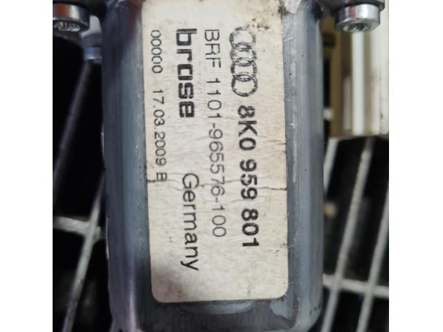 bontott AUDI Q5 Bal első Ablakemelő Szerkezet (Elektromos)