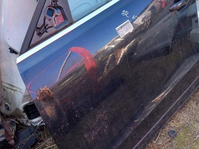 bontott AUDI Q5 Bal első Ajtó (Üres lemez)