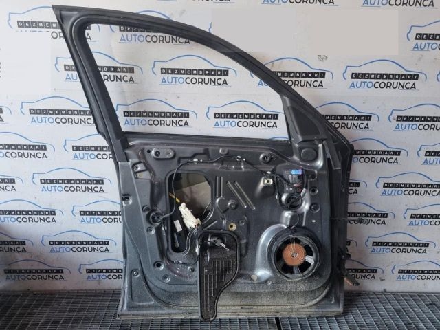 bontott AUDI Q5 Bal első Ajtó (Üres lemez)