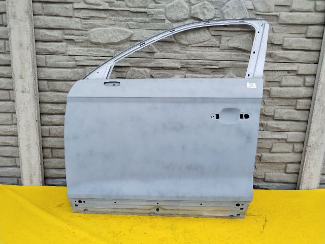 bontott AUDI Q5 Bal első Ajtó (Üres lemez)