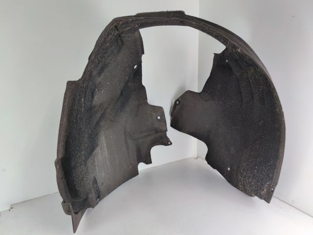 bontott AUDI Q5 Bal első Dobbetét (Kerékjárati, Műanyag)