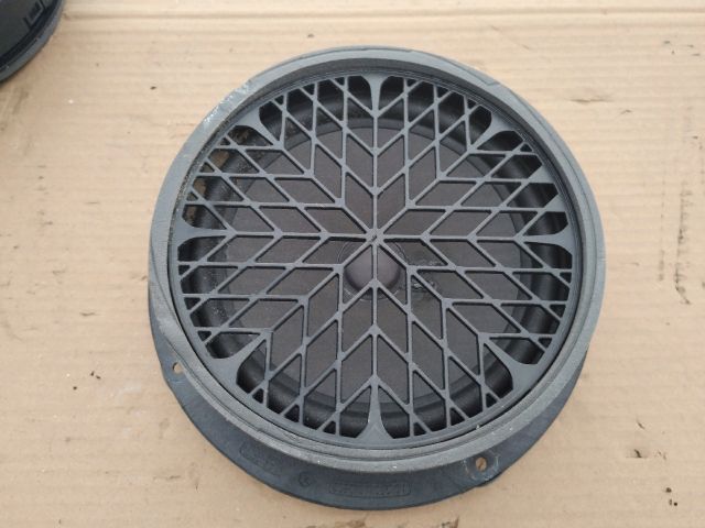 bontott AUDI Q5 Bal első Hangszóró