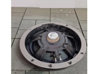 bontott AUDI Q5 Bal első Hangszóró