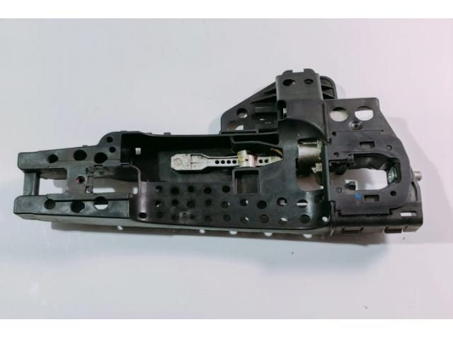 bontott AUDI Q5 Bal első Kilincs Hátulja